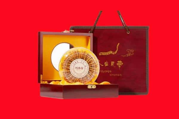 收购资讯:烟台龙口市回收冬虫夏草是按克吗